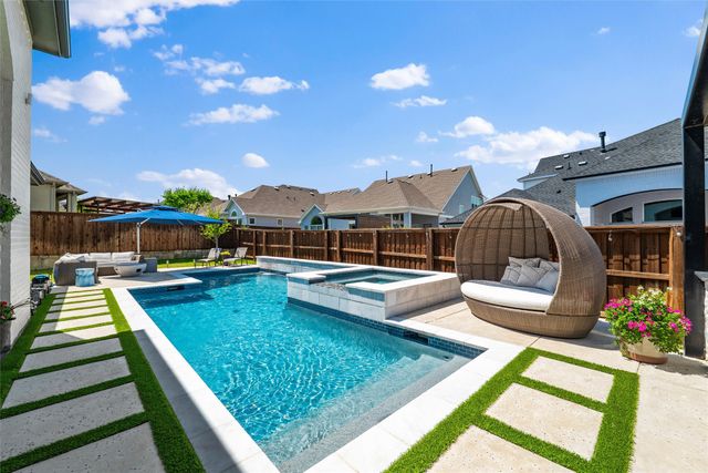 2000 Barbette Street, Fort Worth, TX 76008