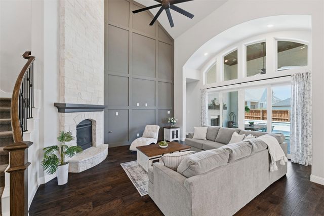 2000 Barbette Street, Fort Worth, TX 76008