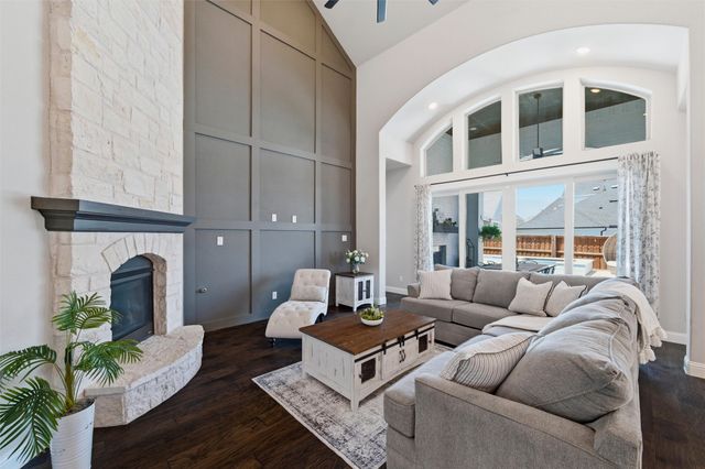 2000 Barbette Street, Fort Worth, TX 76008