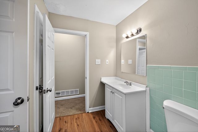 375 Dartmouth Drive SW, Atlanta, GA 30331