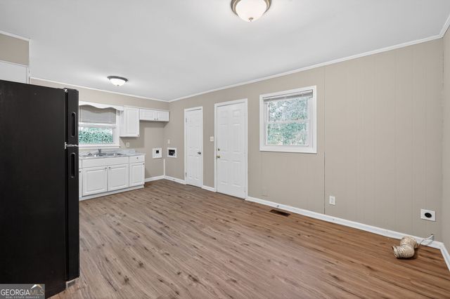 375 Dartmouth Drive SW, Atlanta, GA 30331