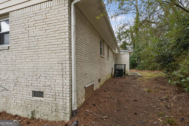 375 Dartmouth Drive SW, Atlanta, GA 30331