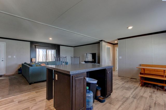 635 Lonetree, Richland, WA 99352