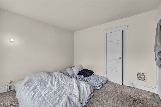 9822 Raymond Avenue, Cleveland, OH 44104