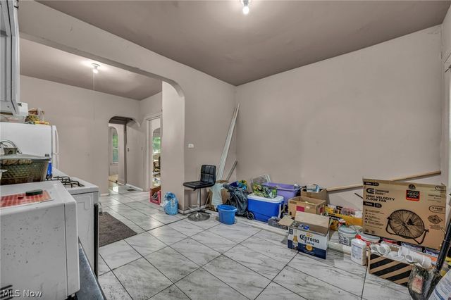 9822 Raymond Avenue, Cleveland, OH 44104