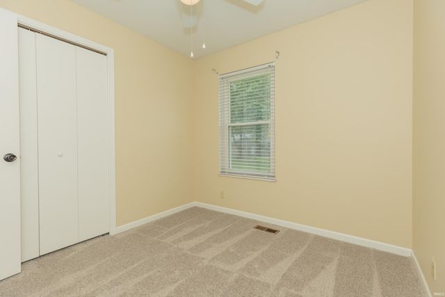 7712 Dry Branch Road, Evansville, IN 47711