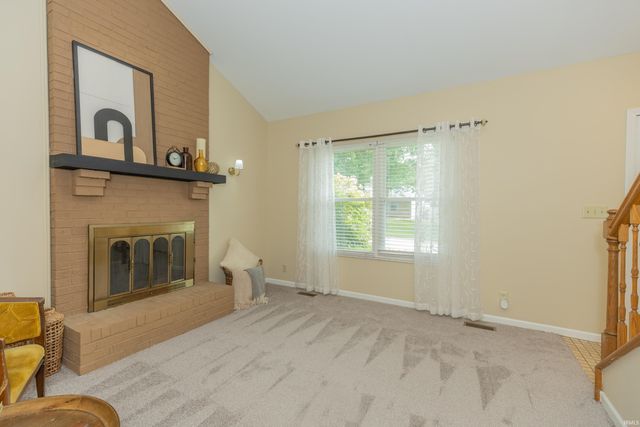 7712 Dry Branch Road, Evansville, IN 47711