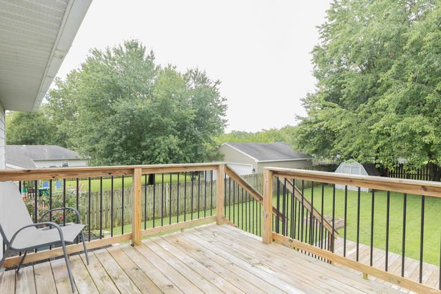 7712 Dry Branch Road, Evansville, IN 47711