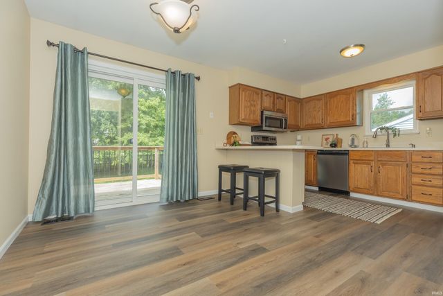 7712 Dry Branch Road, Evansville, IN 47711
