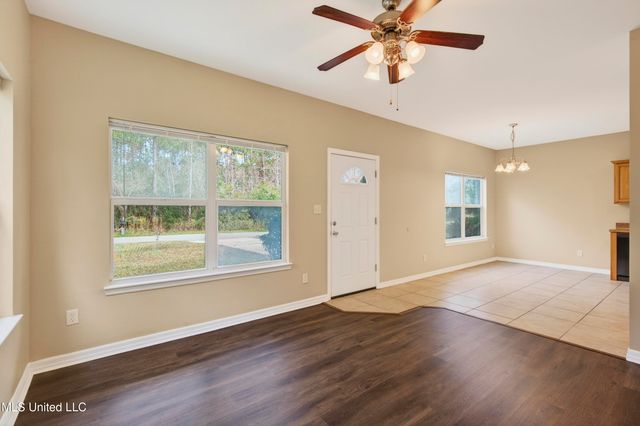 6227 E Newton Street, 6227, Bay Saint Louis, MS 39520