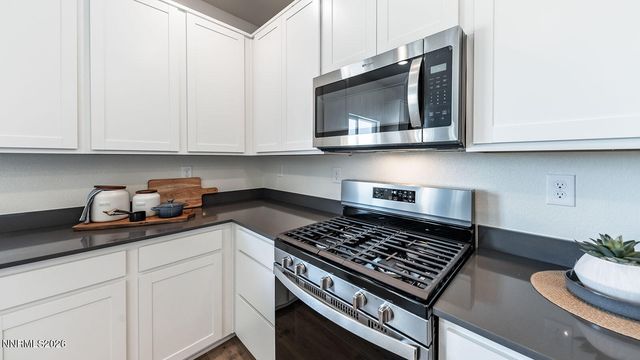 4327 Spotted Leaf Way, Sparks, NV 89436