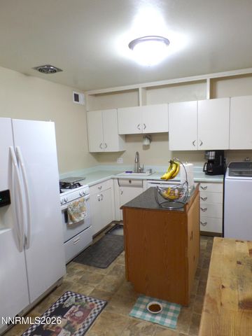 2475 Stine Way, Sparks, NV 89431