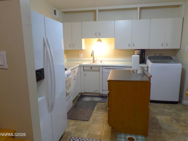 2475 Stine Way, Sparks, NV 89431