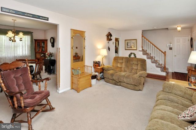 400 S ARTHUR DR, Edgewater Park, NJ 08010