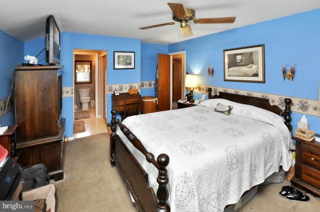 400 S ARTHUR DR, Edgewater Park, NJ 08010
