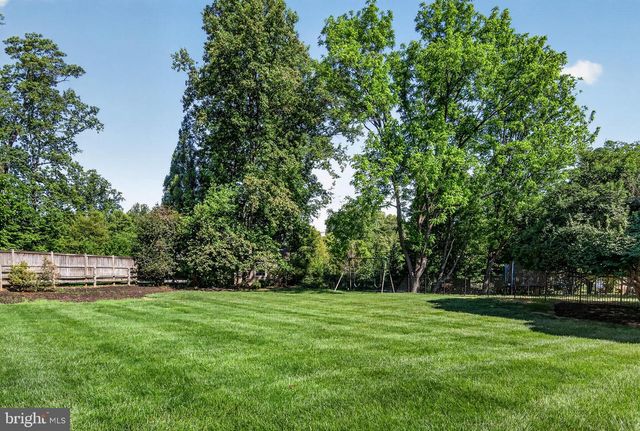 2954 BONDS RIDGE CT, Oakton, VA 22124