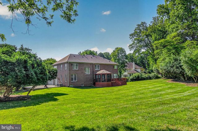 2954 BONDS RIDGE CT, Oakton, VA 22124