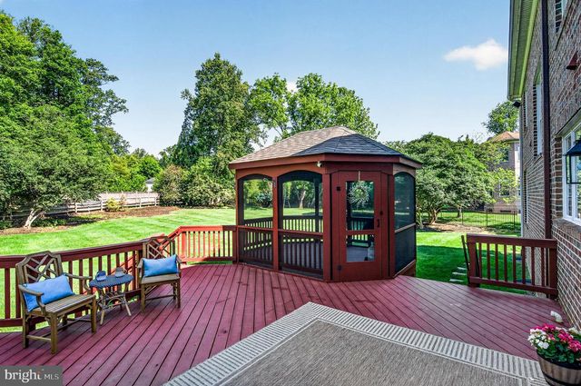 2954 BONDS RIDGE CT, Oakton, VA 22124