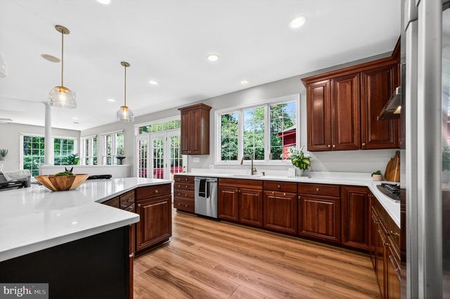 2954 BONDS RIDGE CT, Oakton, VA 22124