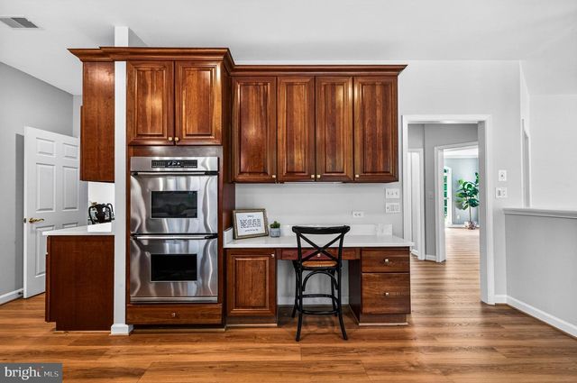 2954 BONDS RIDGE CT, Oakton, VA 22124