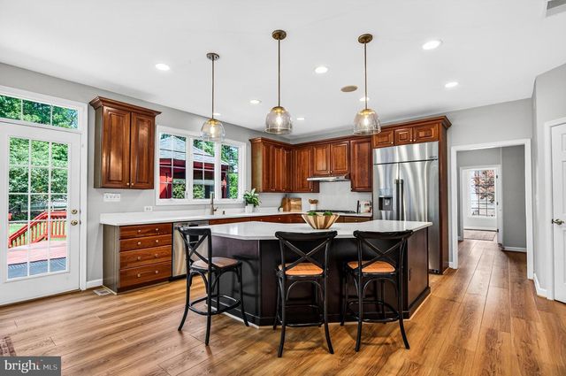 2954 BONDS RIDGE CT, Oakton, VA 22124