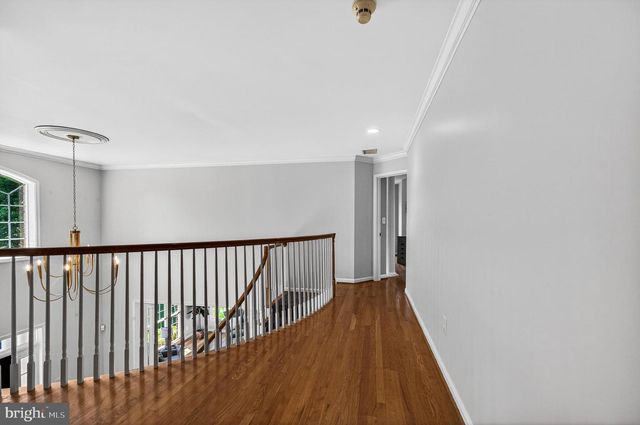 2954 BONDS RIDGE CT, Oakton, VA 22124