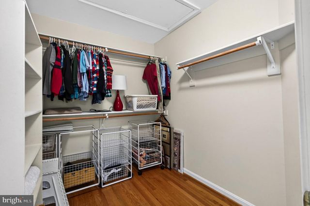2954 BONDS RIDGE CT, Oakton, VA 22124