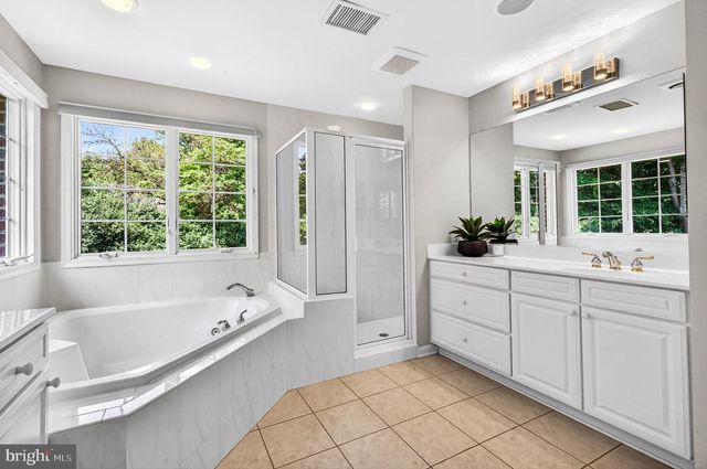 2954 BONDS RIDGE CT, Oakton, VA 22124