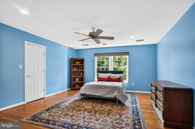 2954 BONDS RIDGE CT, Oakton, VA 22124