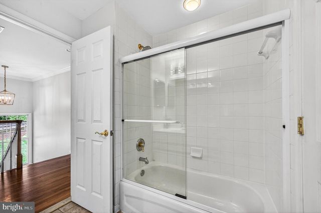 2954 BONDS RIDGE CT, Oakton, VA 22124