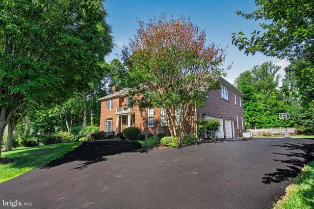 2954 BONDS RIDGE CT, Oakton, VA 22124