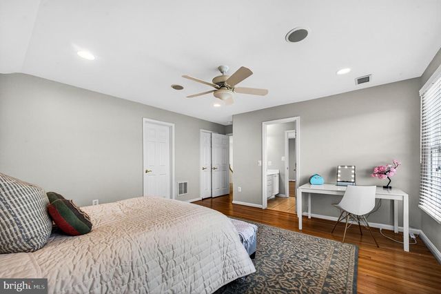 2954 BONDS RIDGE CT, Oakton, VA 22124