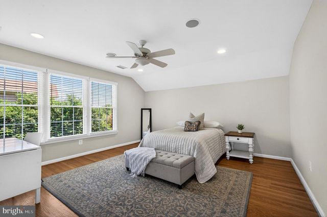 2954 BONDS RIDGE CT, Oakton, VA 22124