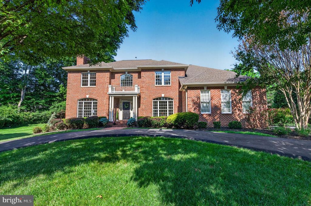 2954 BONDS RIDGE CT, Oakton, VA 22124