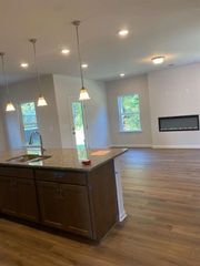 804 Dundee Way, Cartersville, GA 30121