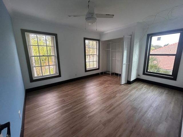 2901 Embassy Drive, West Palm Beach, FL 33401