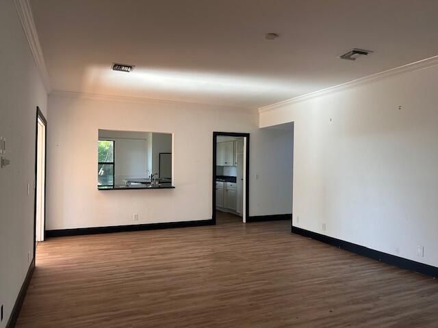 2901 Embassy Drive, West Palm Beach, FL 33401