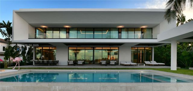 375 N Hibiscus Dr, Miami Beach, FL 33139