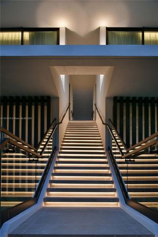 375 N Hibiscus Dr, Miami Beach, FL 33139