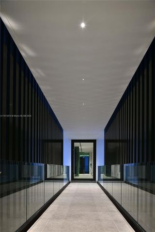 375 N Hibiscus Dr, Miami Beach, FL 33139