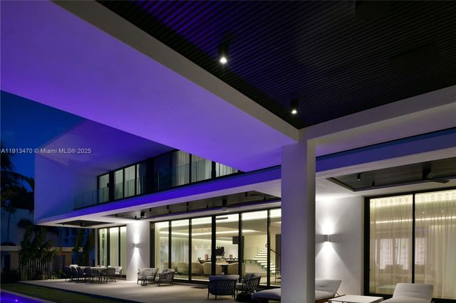 375 N Hibiscus Dr, Miami Beach, FL 33139