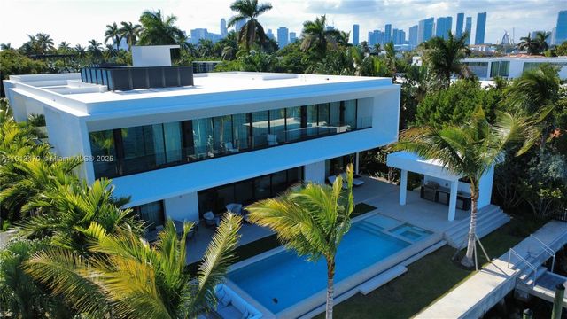 375 N Hibiscus Dr, Miami Beach, FL 33139