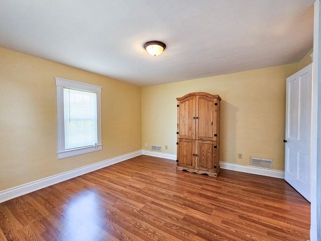 512 S Bragg Street, Perryville, KY 40468