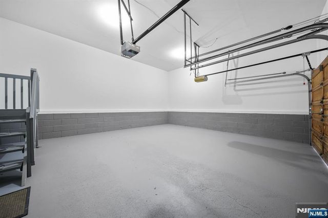 30 Auryansen Court, Closter, NJ 07624