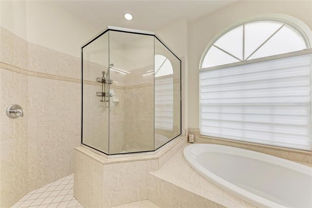 7327 38TH COURT EAST, Sarasota, FL 34243