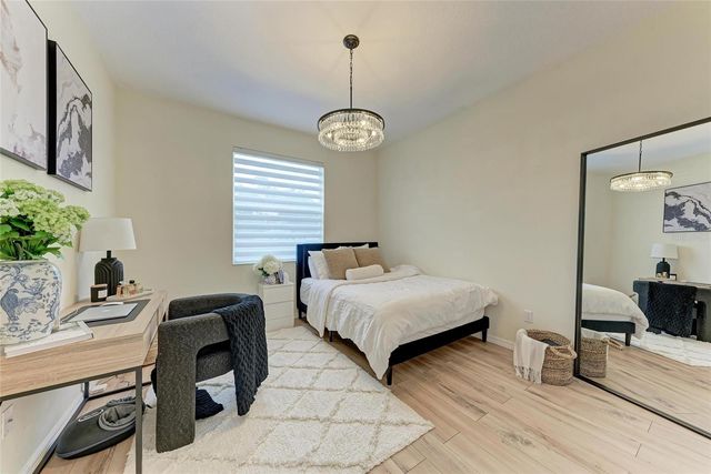 7327 38TH COURT EAST, Sarasota, FL 34243