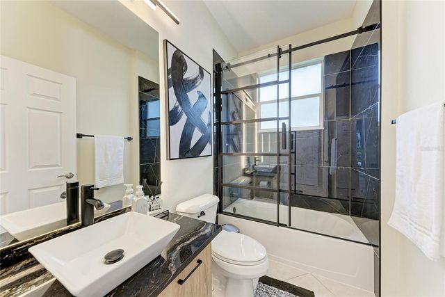 7327 38TH COURT EAST, Sarasota, FL 34243