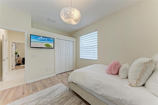 7327 38TH COURT EAST, Sarasota, FL 34243