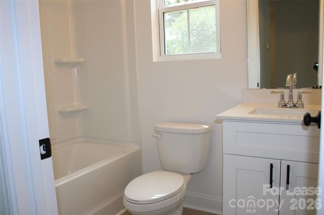 574 W Park Avenue A, Mooresville, NC 28115
