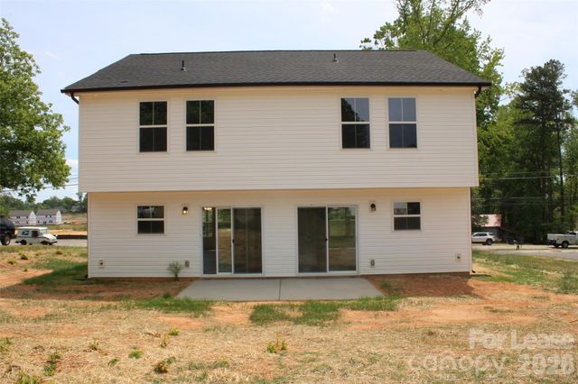 574 W Park Avenue A, Mooresville, NC 28115